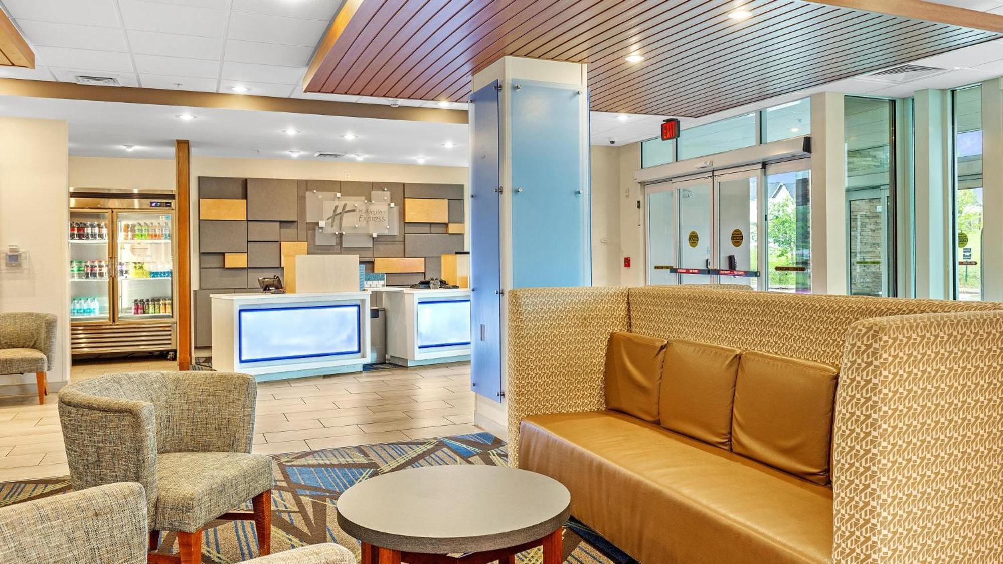 Holiday Inn Express & Suites Mobile - University Area By Ihg Exterior foto
