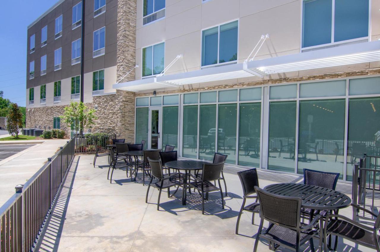 Holiday Inn Express & Suites Mobile - University Area By Ihg Exterior foto